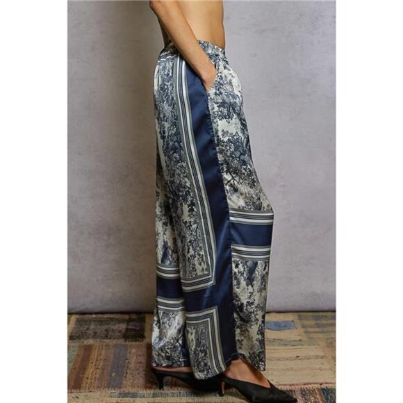 POL Floral Printed Woven Wide Leg Drawstring Pants - Picture 2 of 7